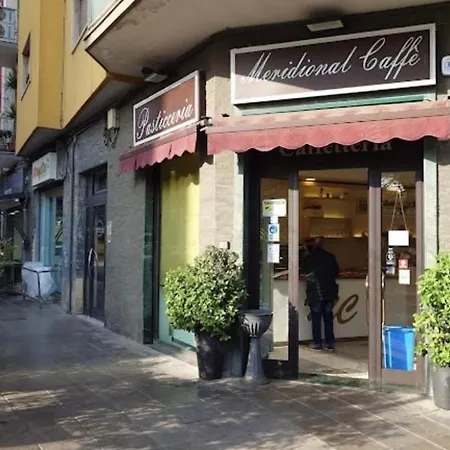 Lacasadiden Bari